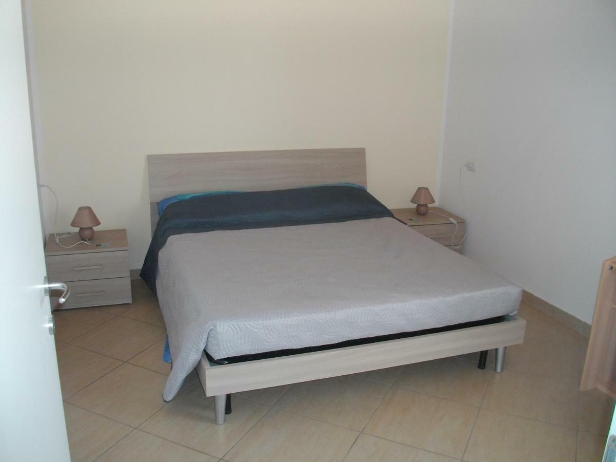 Giulietta E Romeo Bed & Breakfast Peschiera del Garda Luaran gambar